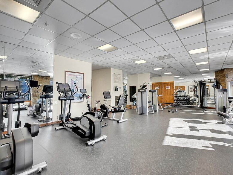 Main Street Mountain View Retreat - Breckenridge, Colorado