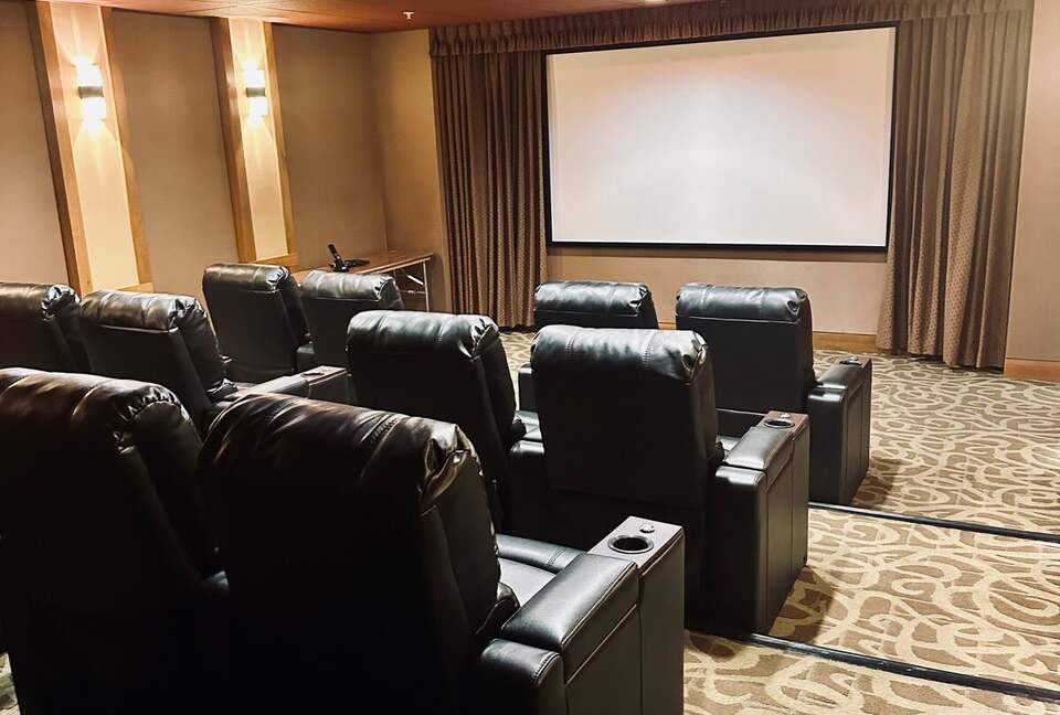 Main Street Mountain View Retreat - Breckenridge, Colorado