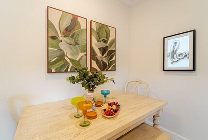 Tropical Hideaway Steps from Sarasota Bay - Sarasota, Florida