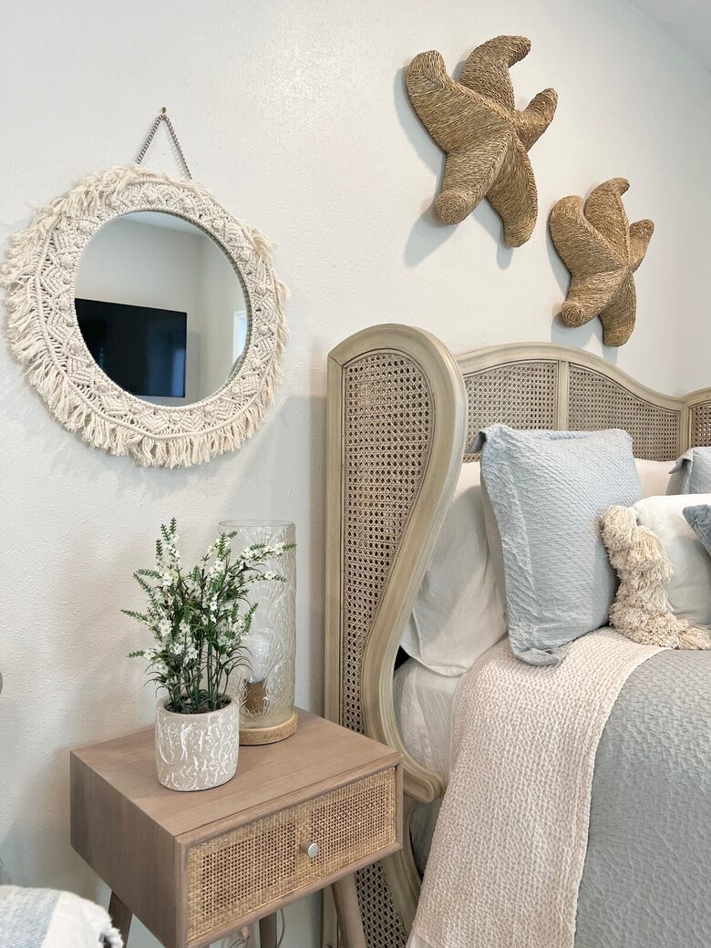 Tropical Hideaway Steps from Sarasota Bay - Sarasota, Florida