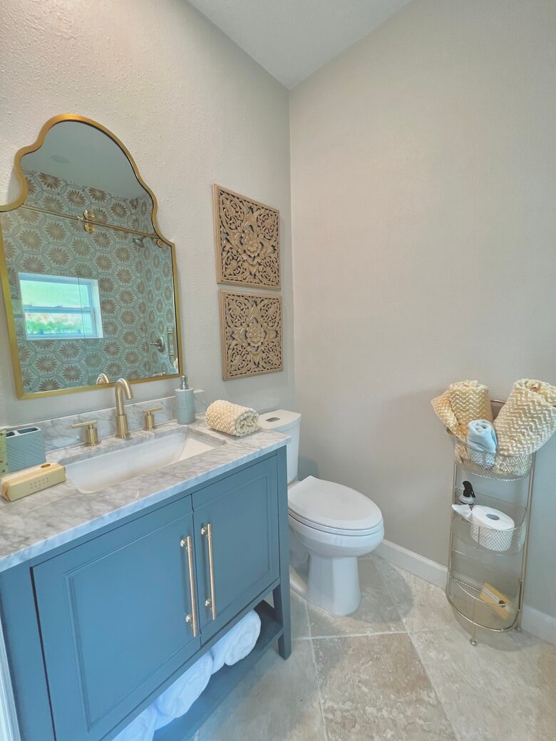 Tropical Hideaway Steps from Sarasota Bay - Sarasota, Florida