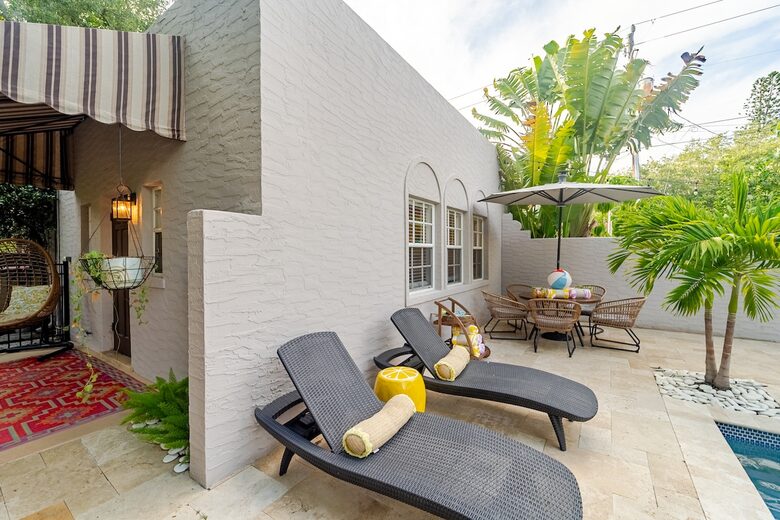 Tropical Hideaway Steps from Sarasota Bay - Sarasota, Florida