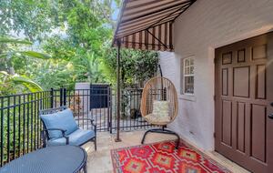 Tropical Hideaway Steps from Sarasota Bay - Sarasota, Florida