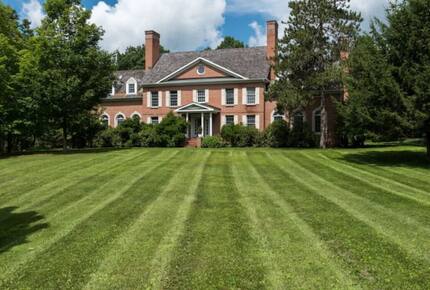 Bellavista Country Estate | A Private 60-Acre Hudson Valley Sanctuary - Old Chatham, New York