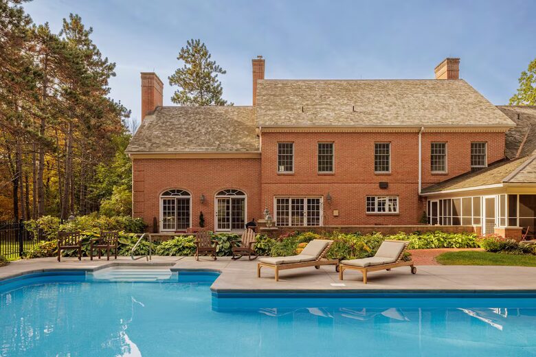 Bellavista Country Estate | A Private 60-Acre Hudson Valley Sanctuary - Old Chatham, New York