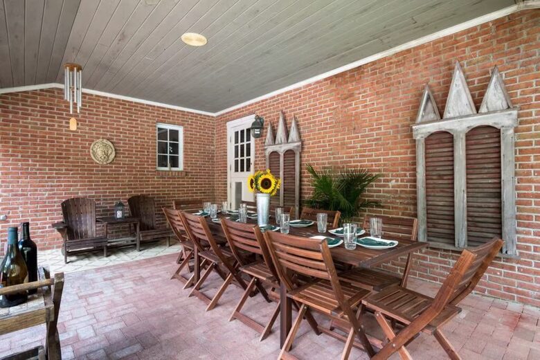 Bellavista Country Estate | A Private 60-Acre Hudson Valley Sanctuary - Old Chatham, New York