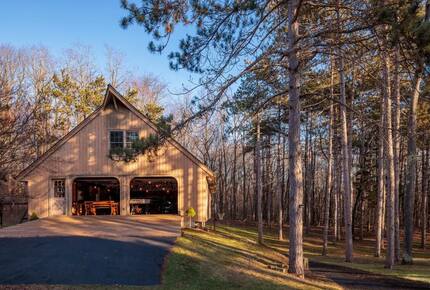 Bellavista Country Estate | A Private 60-Acre Hudson Valley Sanctuary - Old Chatham, New York