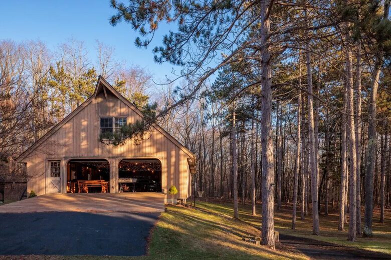 Bellavista Country Estate | A Private 60-Acre Hudson Valley Sanctuary - Old Chatham, New York