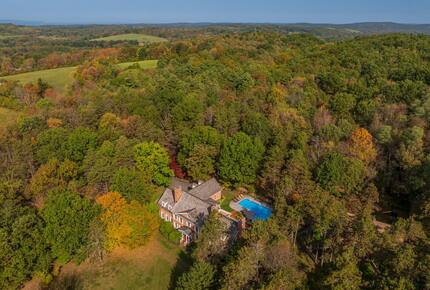 Bellavista Country Estate | A Private 60-Acre Hudson Valley Sanctuary - Old Chatham, New York
