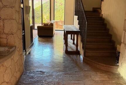 Terracotta Haven with Rooftop Fire Lounge & Courtyard Living - San Miguel de Allende, Mexico