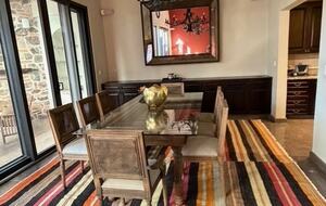 Terracotta Haven with Rooftop Fire Lounge & Courtyard Living - San Miguel de Allende, Mexico