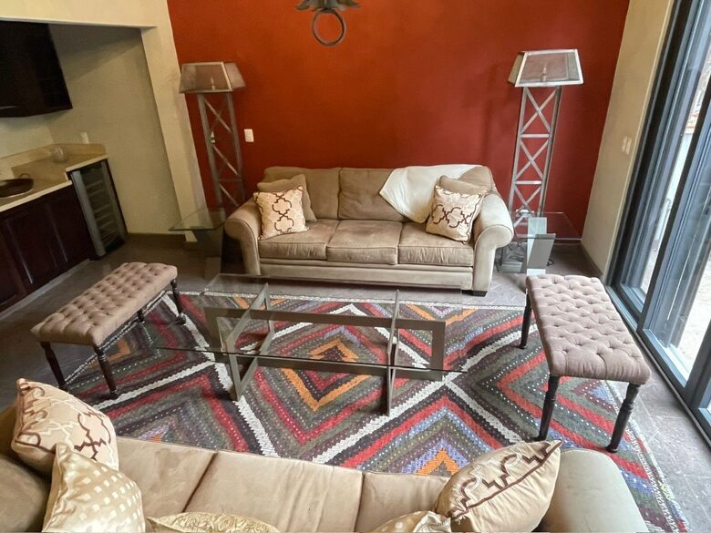 Terracotta Haven with Rooftop Fire Lounge & Courtyard Living - San Miguel de Allende, Mexico