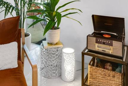 Mid-Century Glam Retreat in the Heart of Rancho Mirage - Rancho Mirage, California