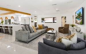 Mid-Century Glam Retreat in the Heart of Rancho Mirage - Rancho Mirage, California