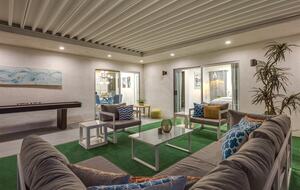 Mid-Century Glam Retreat in the Heart of Rancho Mirage - Rancho Mirage, California