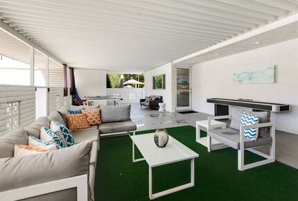 Mid-Century Glam Retreat in the Heart of Rancho Mirage - Rancho Mirage, California