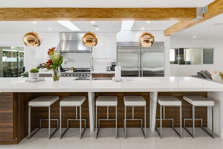 Mid-Century Glam Retreat in the Heart of Rancho Mirage - Rancho Mirage, California