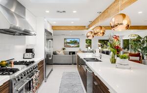 Mid-Century Glam Retreat in the Heart of Rancho Mirage - Rancho Mirage, California