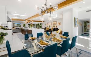 Mid-Century Glam Retreat in the Heart of Rancho Mirage - Rancho Mirage, California