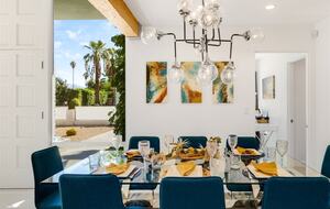 Mid-Century Glam Retreat in the Heart of Rancho Mirage - Rancho Mirage, California