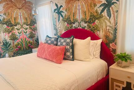 Mid-Century Glam Retreat in the Heart of Rancho Mirage - Rancho Mirage, California