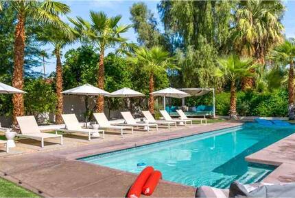 Mid-Century Glam Retreat in the Heart of Rancho Mirage - Rancho Mirage, California