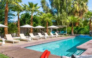 Mid-Century Glam Retreat in the Heart of Rancho Mirage - Rancho Mirage, California