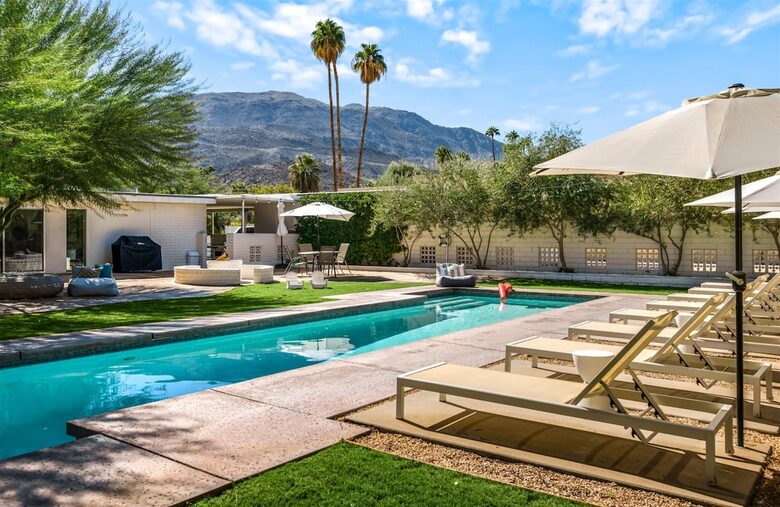 Mid-Century Glam Retreat in the Heart of Rancho Mirage - Rancho Mirage, California