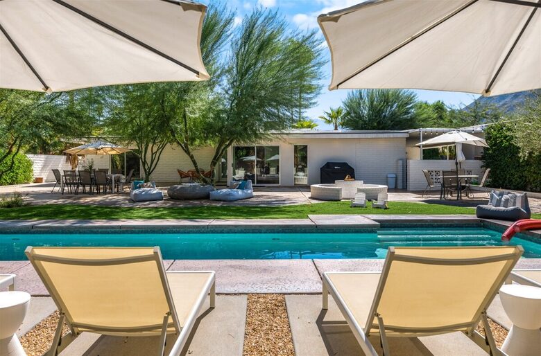 Mid-Century Glam Retreat in the Heart of Rancho Mirage - Rancho Mirage, California
