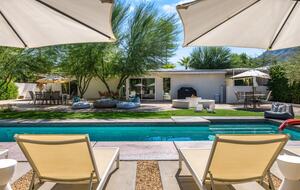 Mid-Century Glam Retreat in the Heart of Rancho Mirage - Rancho Mirage, California