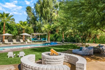 Mid-Century Glam Retreat in the Heart of Rancho Mirage - Rancho Mirage, California