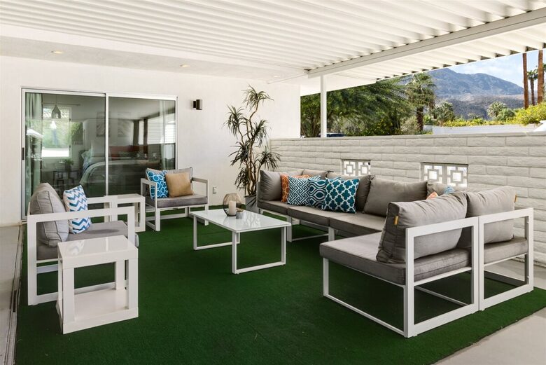 Mid-Century Glam Retreat in the Heart of Rancho Mirage - Rancho Mirage, California