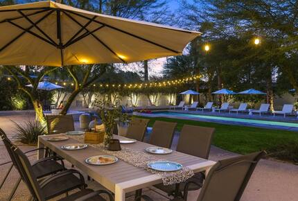 Mid-Century Glam Retreat in the Heart of Rancho Mirage - Rancho Mirage, California