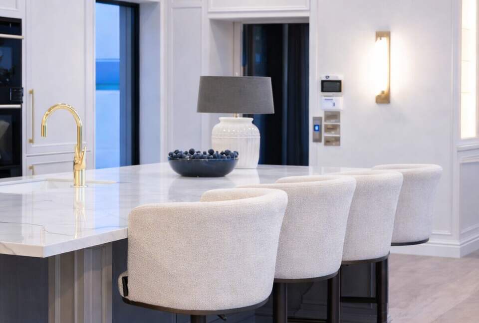 Elevated Seascape Residence in West Clare - Lahinch, Ireland