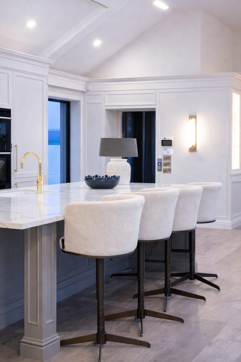 Elevated Seascape Residence in West Clare - Lahinch, Ireland