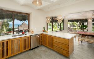 Casa Promesa Beachfront Villa - Sayulita, Mexico