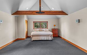 Bedroom King bed plus a bathroom