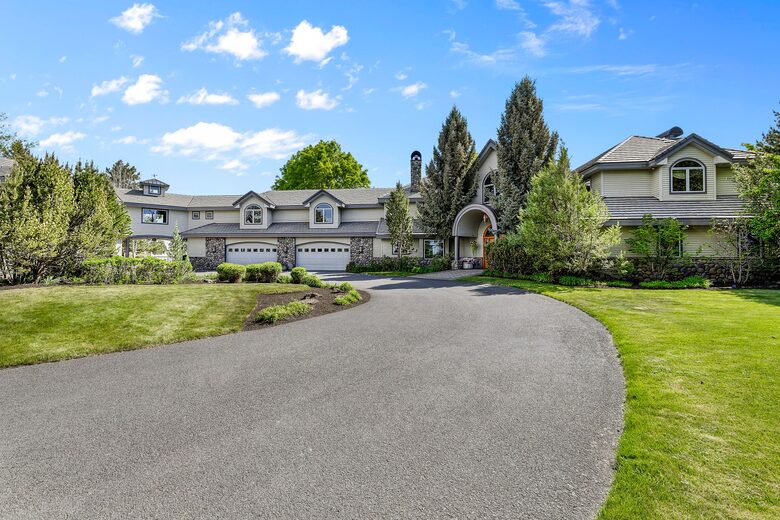 Best of Bend | A Grand Escape in Oregon's Outdoor Playground - Bend, Oregon