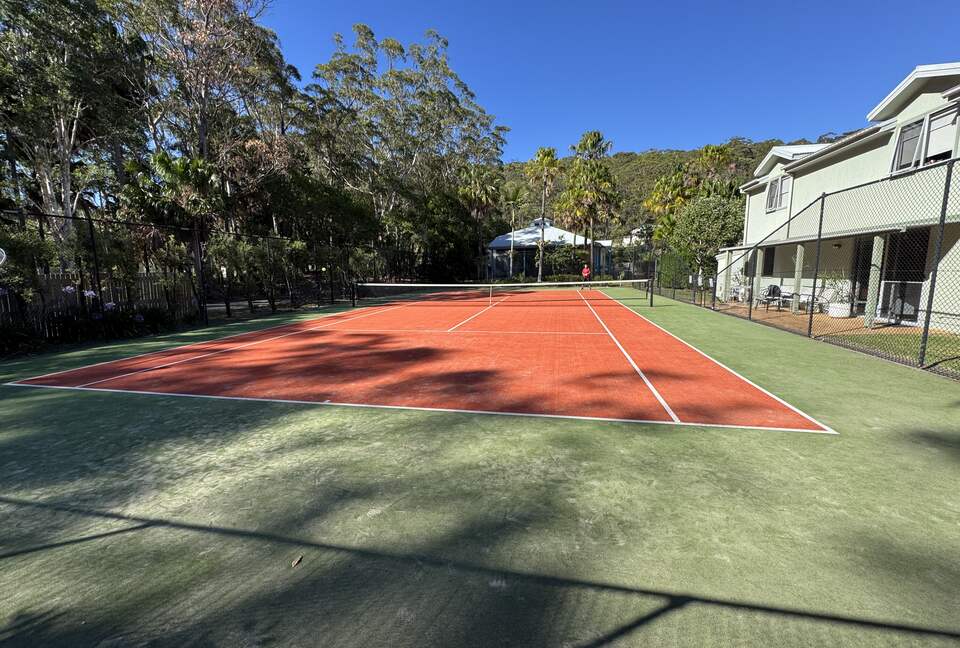 Free-Standing Coastal Retreat Steps from Blueys Beach - Blueys Beach, Australia