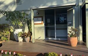 Free-Standing Coastal Retreat Steps from Blueys Beach - Blueys Beach, Australia