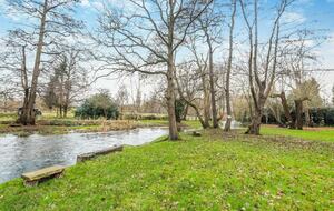 A Cosy Countryside Escape in Rural Nottinghamshire - Elkesley, United Kingdom