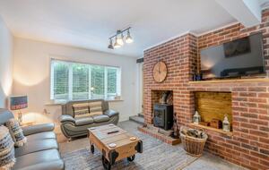 A Cosy Countryside Escape in Rural Nottinghamshire - Elkesley, United Kingdom