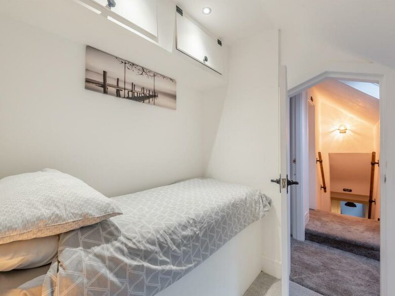 A Cosy Countryside Escape in Rural Nottinghamshire - Elkesley, United Kingdom