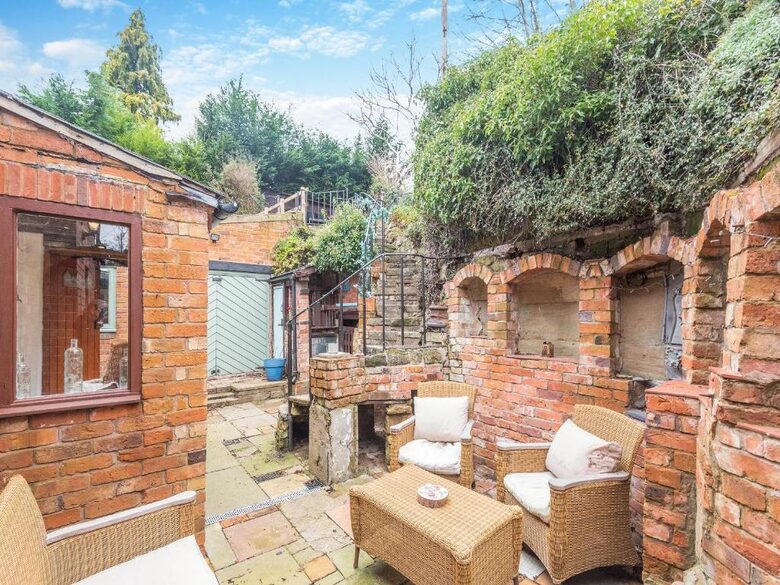 A Cosy Countryside Escape in Rural Nottinghamshire - Elkesley, United Kingdom