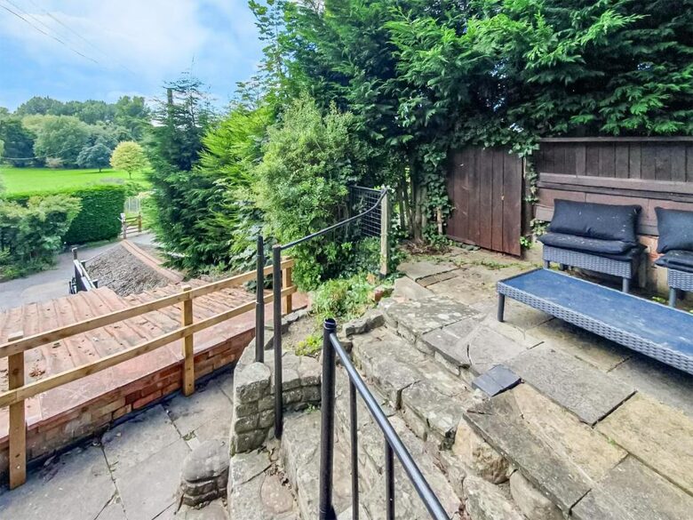 A Cosy Countryside Escape in Rural Nottinghamshire - Elkesley, United Kingdom