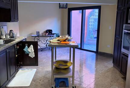 Terracotta Haven with Rooftop Fire Lounge & Courtyard Living - San Miguel de Allende, Mexico