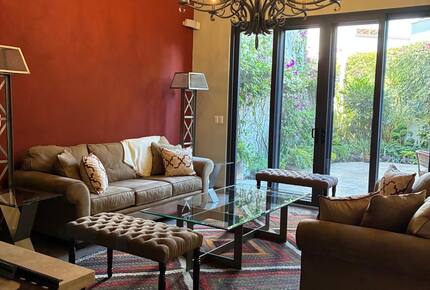 Terracotta Haven with Rooftop Fire Lounge & Courtyard Living - San Miguel de Allende, Mexico