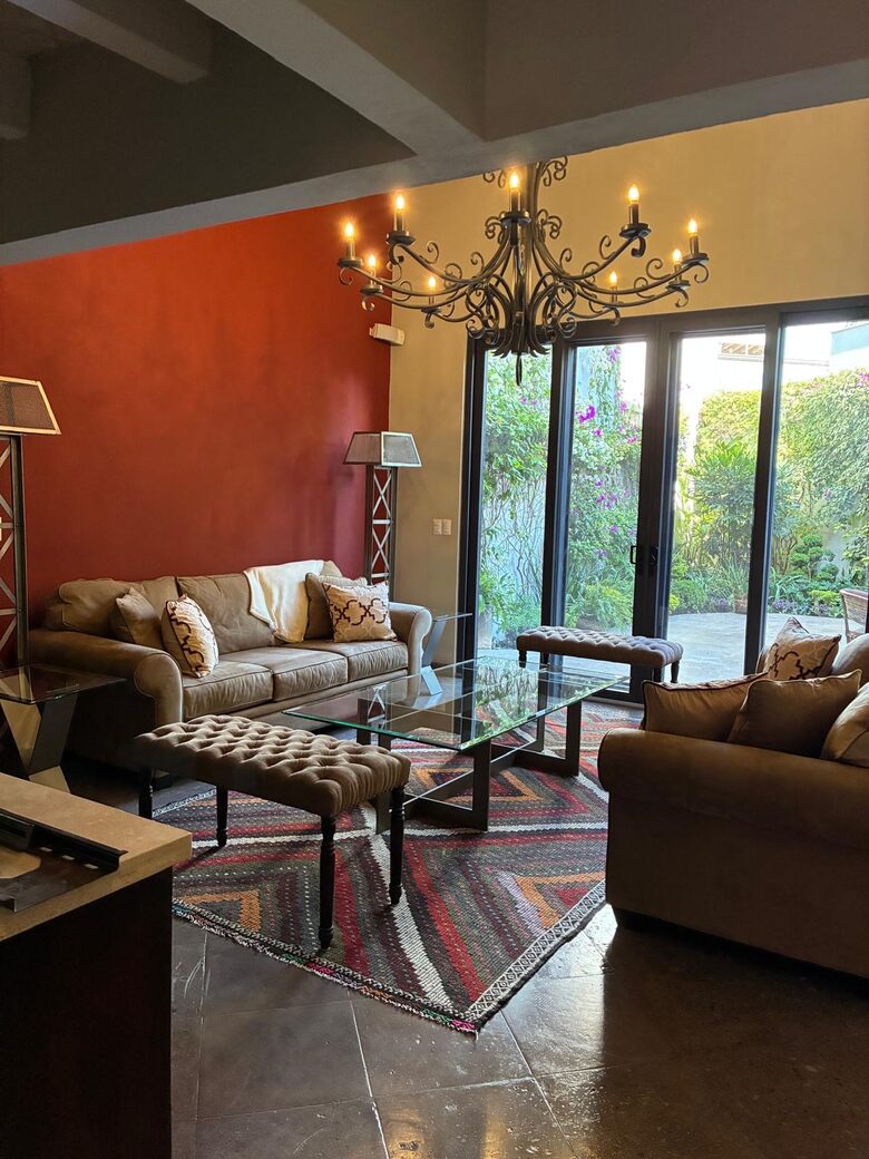 Terracotta Haven with Rooftop Fire Lounge & Courtyard Living - San Miguel de Allende, Mexico