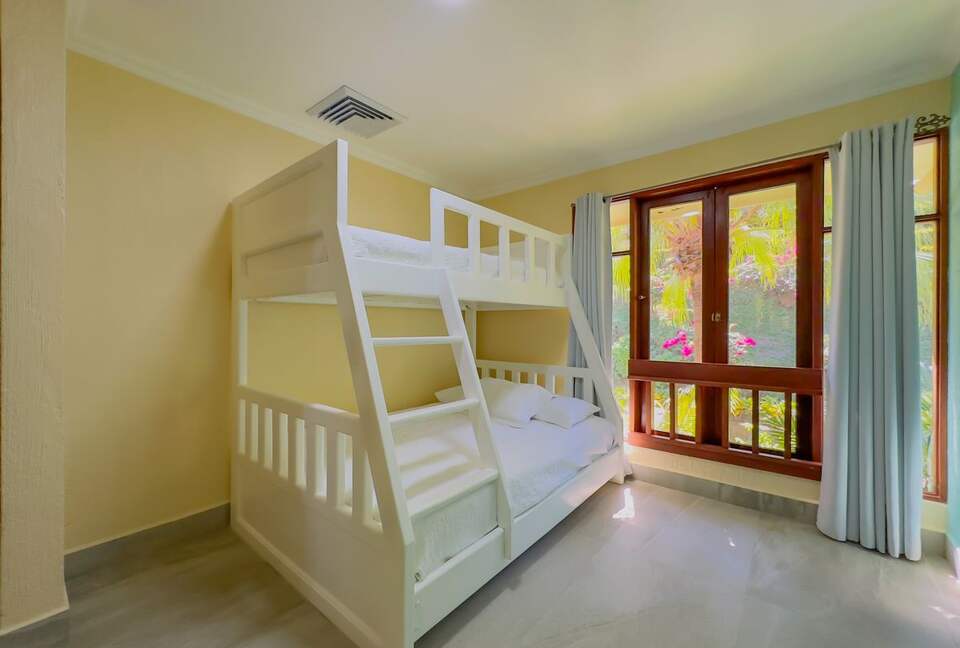 Private Pacific Retreat at Bahía Pez Vela - Ocotol, Costa Rica