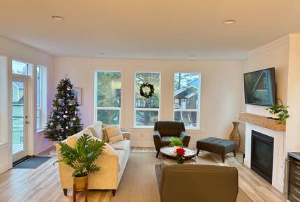 Elevated Lincoln City Oceanview Escape - Lincoln City, Oregon